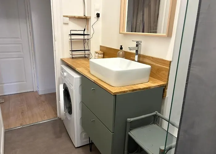 Апартаменты Larbaud 6 - Hypercentre - Proche Thermes - Spacieux Виши